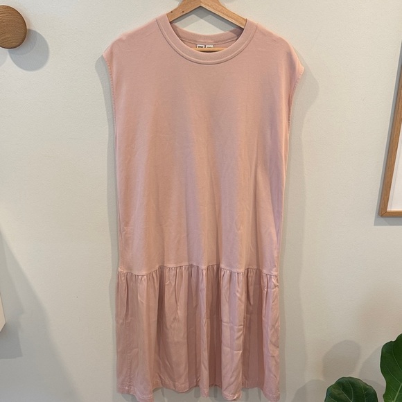 Uniqlo x UUUU Women’s Soft Pink Midi Dress Sleeveless Oversize Fit Size M - Picture 1 of 6